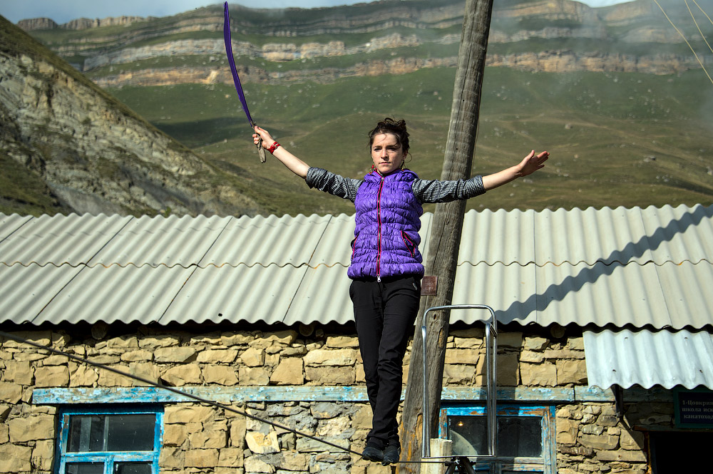 There are no inns or hostels in the mountain aul, but guests can always find a homestay. It is quite in the order of things here in hospitable Dagestan, where the locals will even argue amongst themselves over who gets the guest.