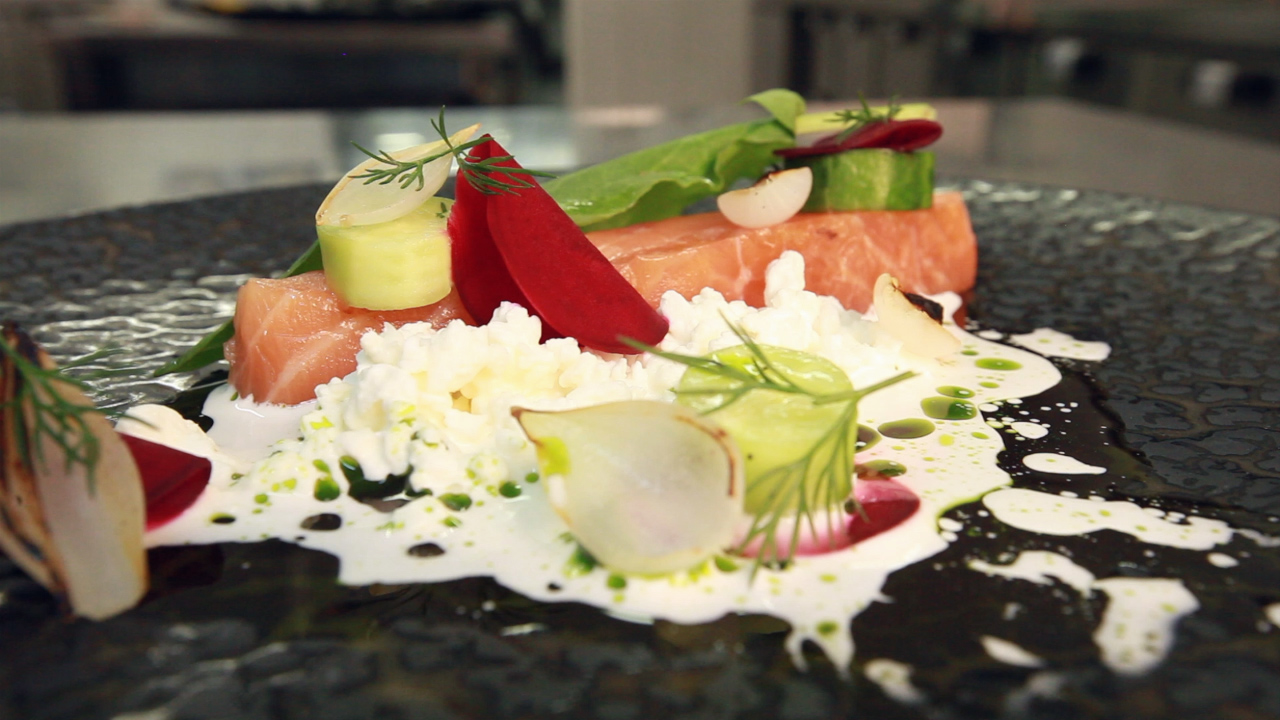  Delicious TV: Salted salmon with vodka and cottage cheese by Andrey Shmakov