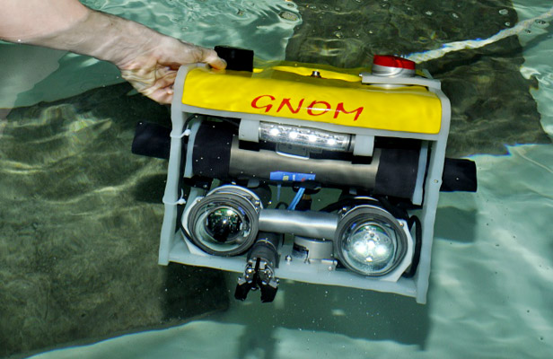 Robot submarino Gnom