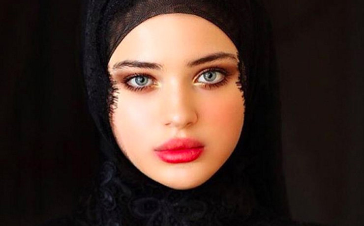 Dolce&Gabbana Dongkrak Popularitas Gadis Asal Chechnya Lewat Instagram