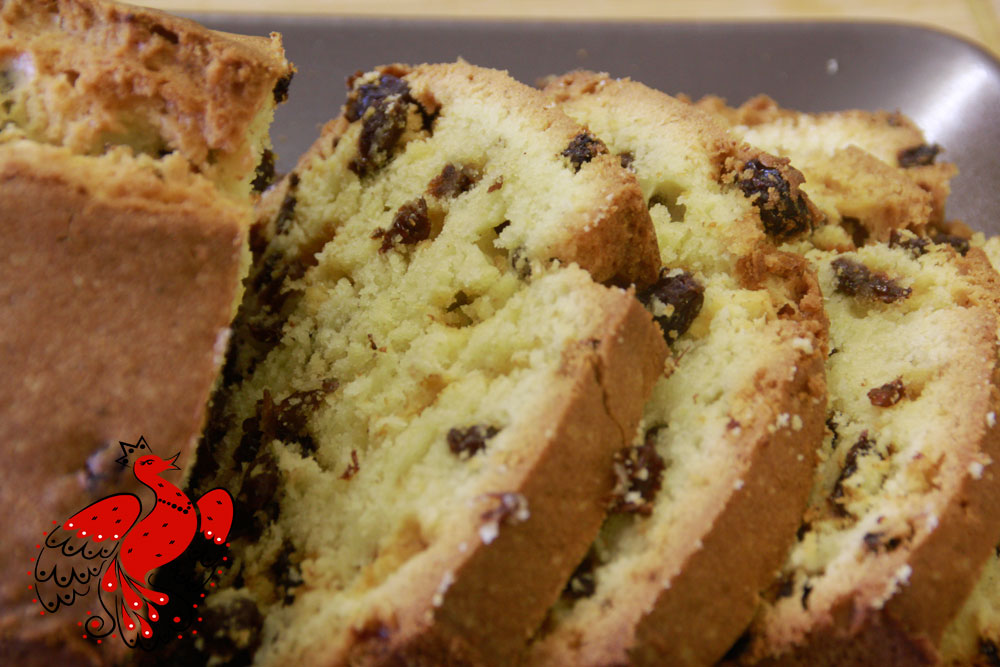 Russian Oven: Stolichny raisin cake, a delicate taste of Soviet times