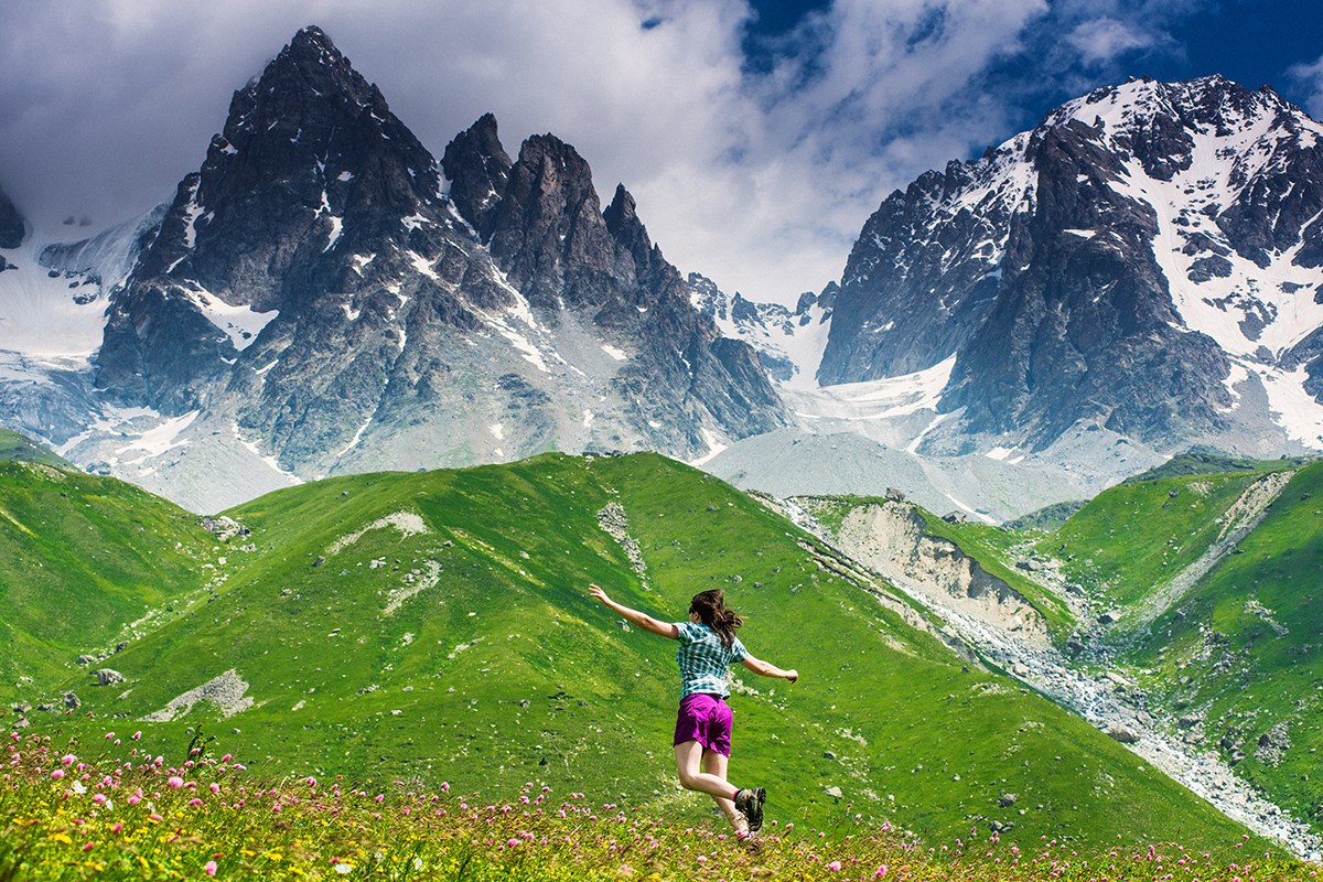 The postcard-perfect beauty of mountainous Ossetia - Russia Beyond