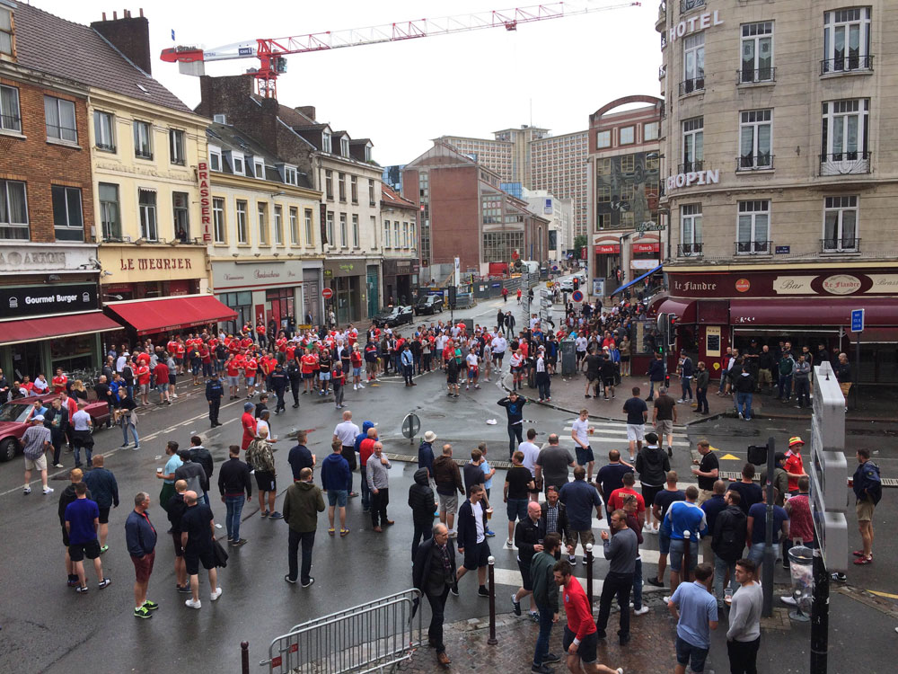 English and Welsh fans in Lille on June 16. Source: Alexandra Guzeva
