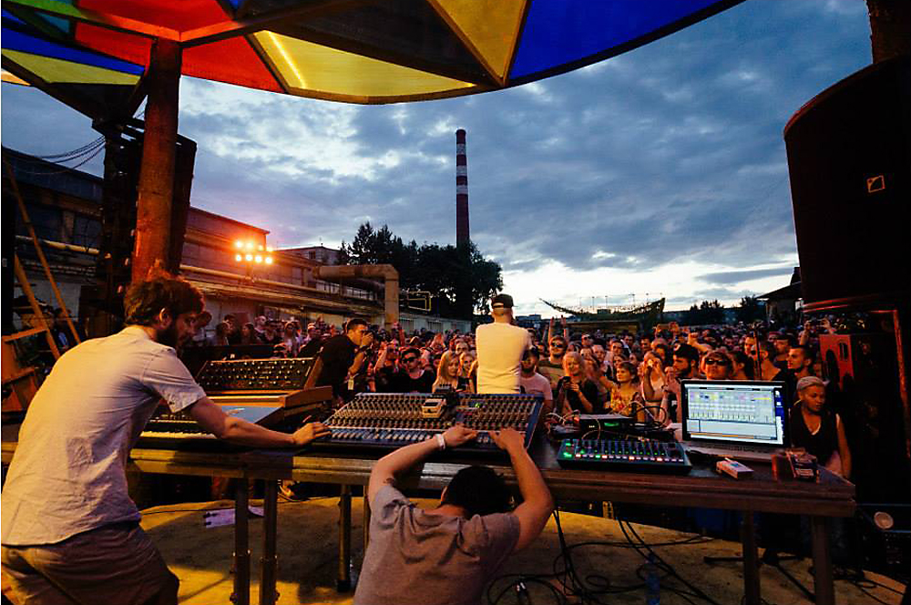Moscow Rave Ravers up in arms as electronic festival is banned in Moscow - Russia ...