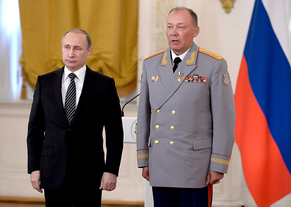 Why is Russia changing the commander of the Syrian operation?