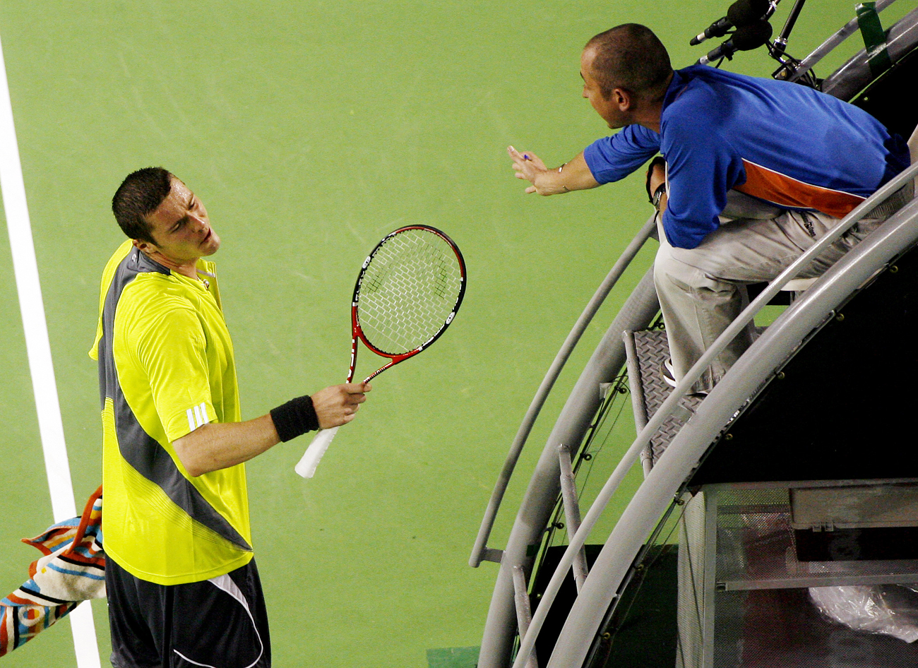 Russia&#39s Marat Safin left, argues with chair umpire Pascal Maria from France during his third round match against Andy Roddick of the U.S. at the Australian Open tennis tournament in Melbourne, Jan. 19, 2007. 