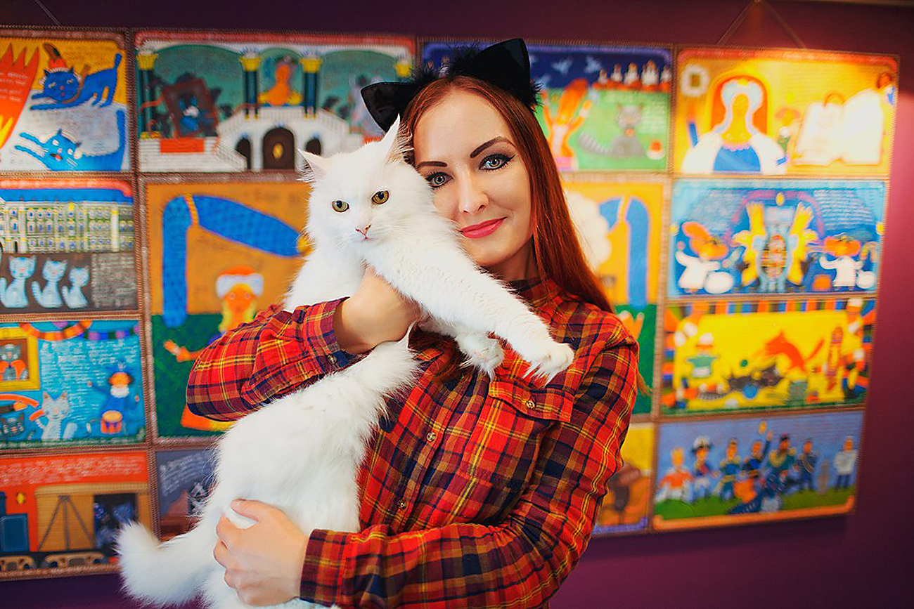 Standing for purrrresident: St. Petersburg cat café holds elections