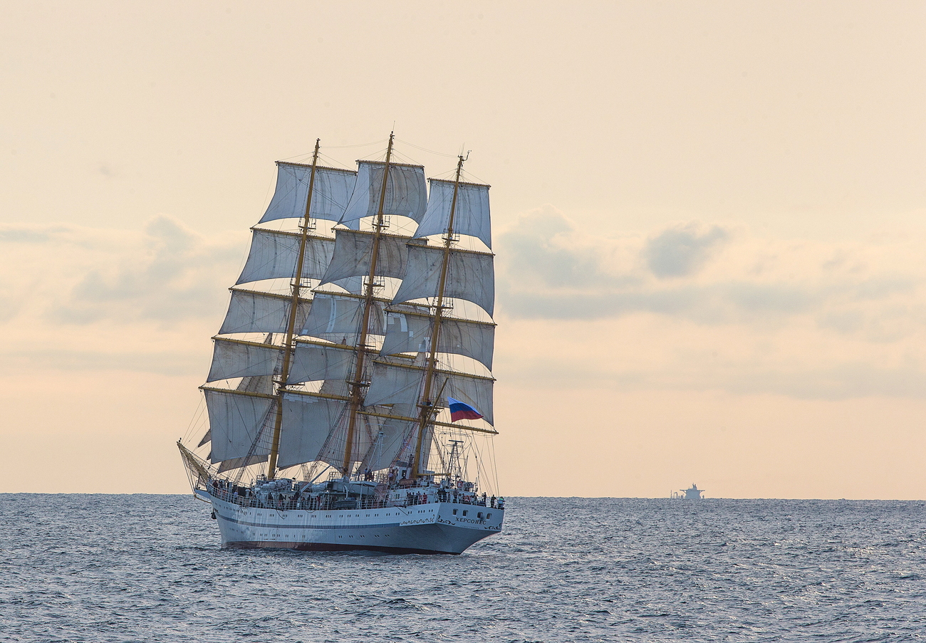 El Velero De Tres Mastiles Jersones En Novorossiysk Russia Beyond Es
