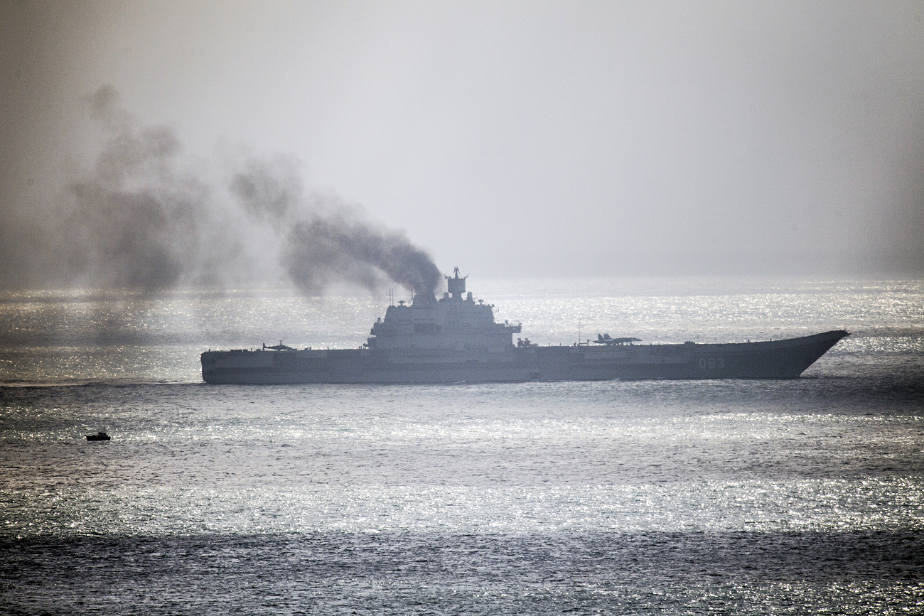 空母艦隊がアレッポ攻撃の準備 ロシア ビヨンド