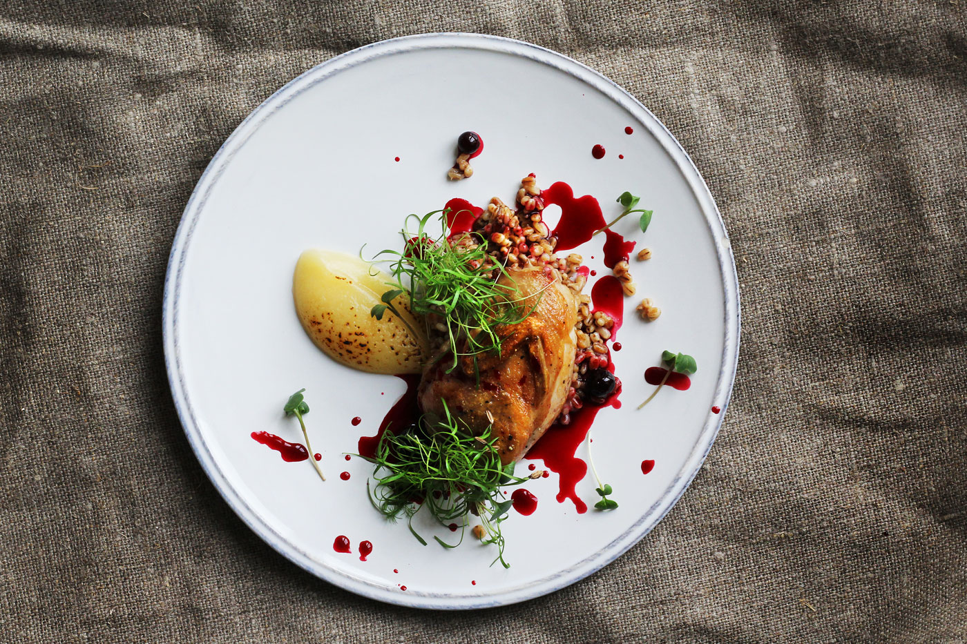 Russian-French Gastronomic Seasons: Quail with pearl barley and apple puree