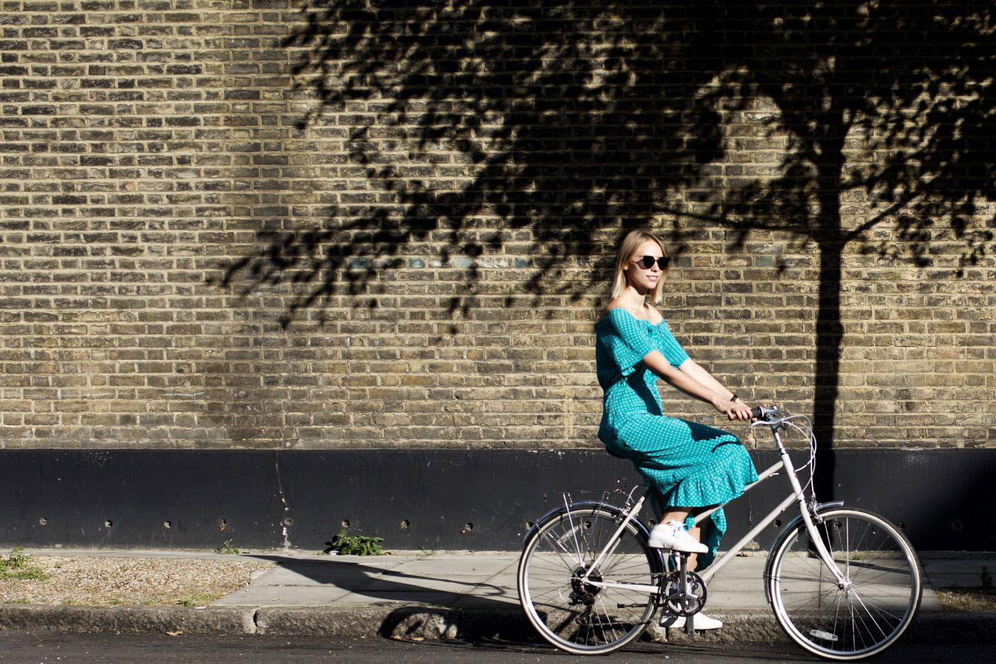 Velondonista: VELO – meaning to bicycle in various languages, LONDON and fashionISTA. Source: Courtesy of Janna Brom