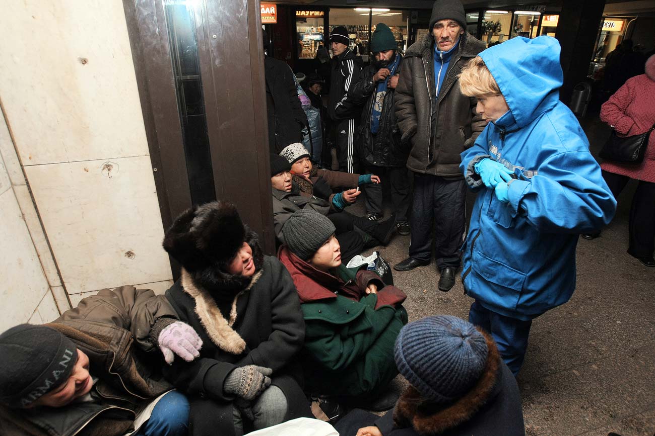 Die Organisation „Gerechte Hilfe“ hilft auch Obdachlosen. Foto: Iliya Pitalev / RIA Novosti