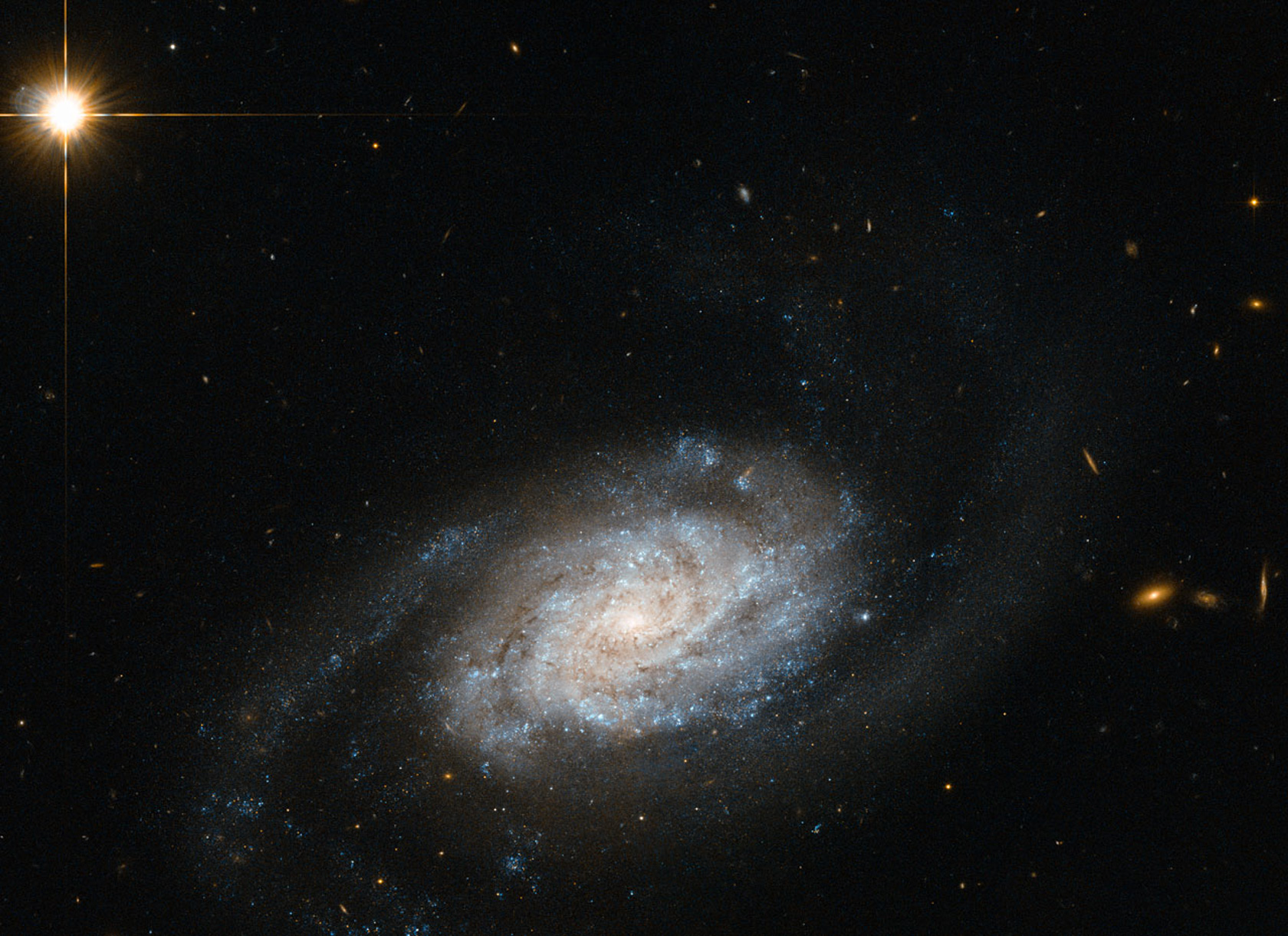 Galaxia NGC 3370. Fuente: Nasa, Esa