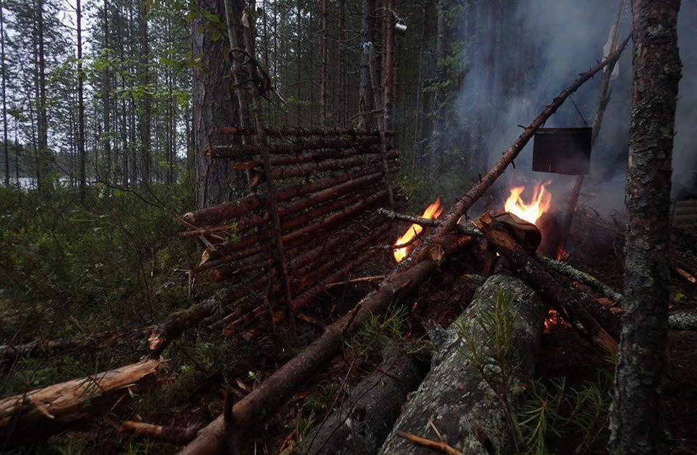Building yourself a shelter in the Karelian forest is no picnic. Photo credit: Dmitri Aleshkin