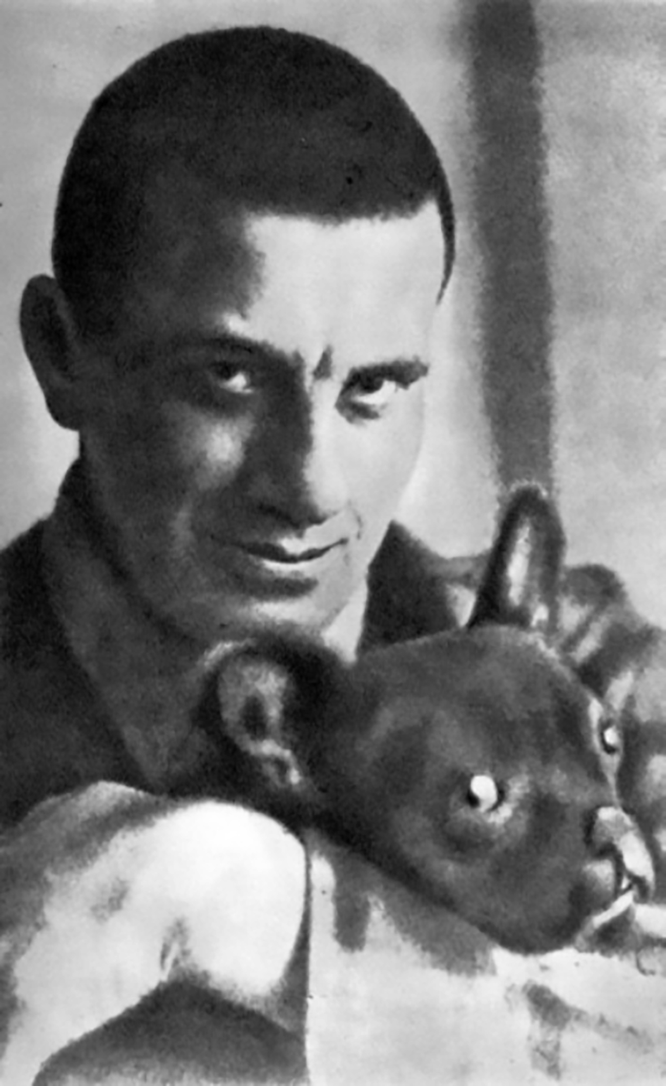 Mayakovsky and his Bulka the dog. Source: Archive Photo