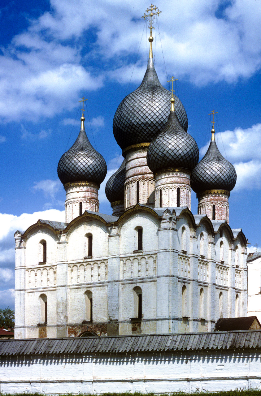 Cathedral of the Dormition. Southwest view. June 28, 1995. / Photo: William Brumfield