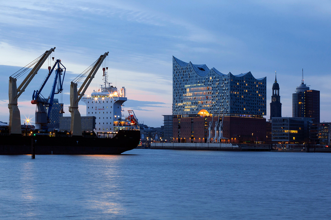 Genau wie Hamburg ist auch Sankt Petersburg eine Hafenstadt. / Imagebroker/Global Look Press