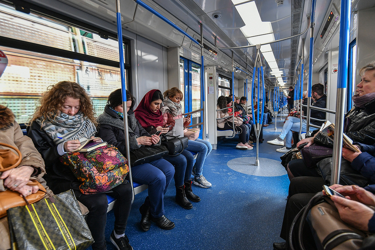 Silent and smooth motion has replaced the abrupt and sometime brain-rattling movement of the current metro carriages. Source: Vladimir Pesnya/RIA Novosti