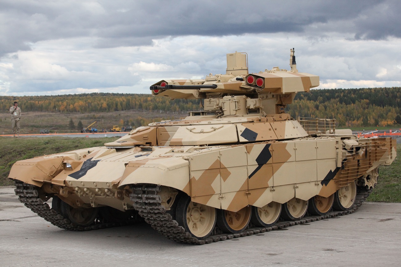 BMPT-72 en el X exposición internacional de armamento Arms Expo 2015.