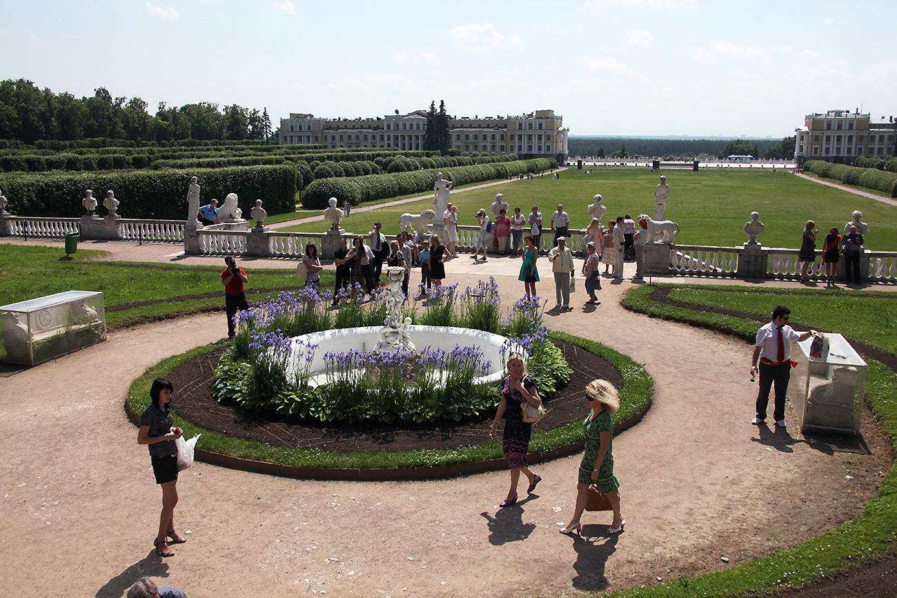 Los numerosos parques de Moscú son lugares perfectos para darse un buen paseo. Fuente: Iliyá Pítalev/RIA Novosti