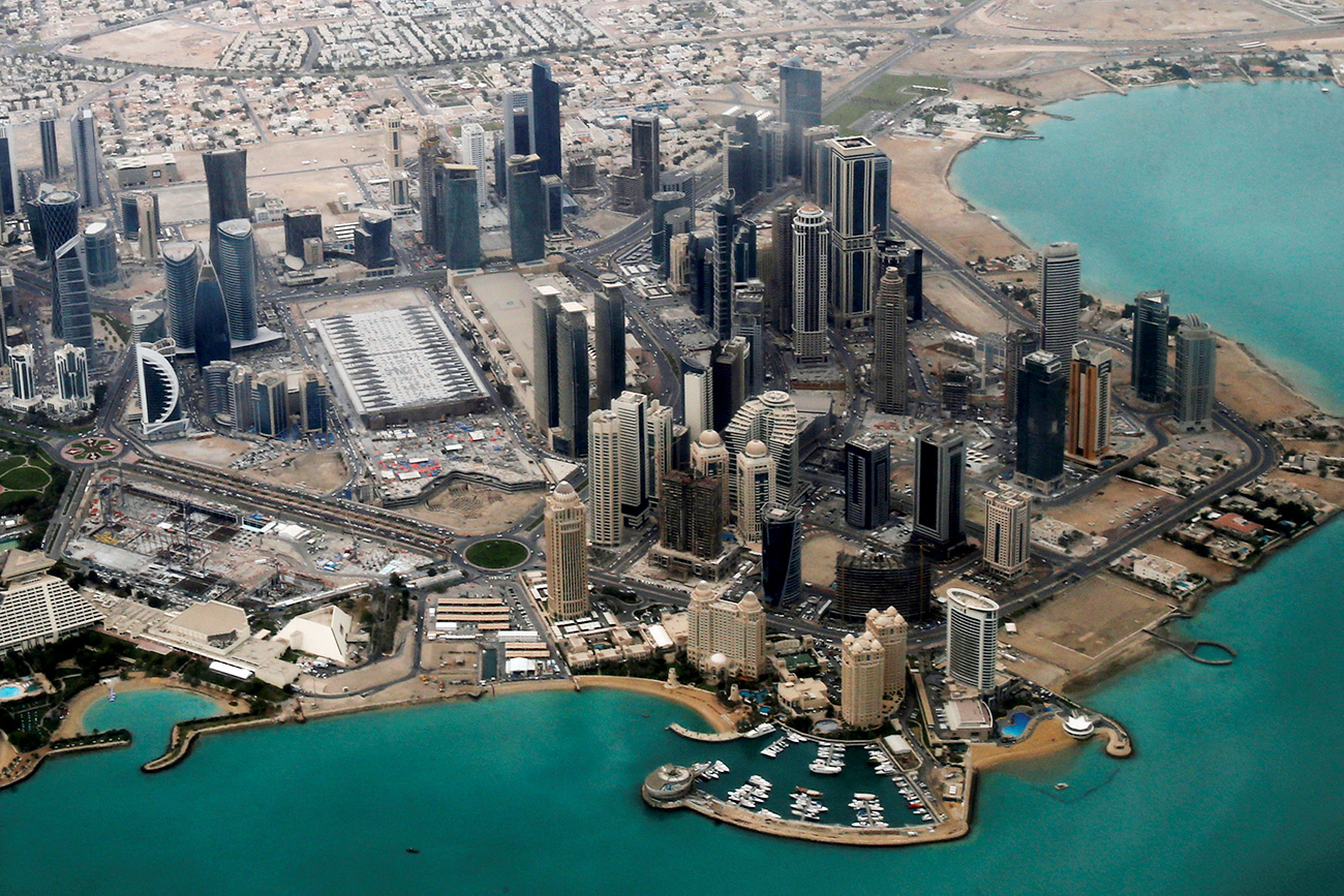 Vista aérea de embaixadas e consulados em Doha (Foto: Reuters)