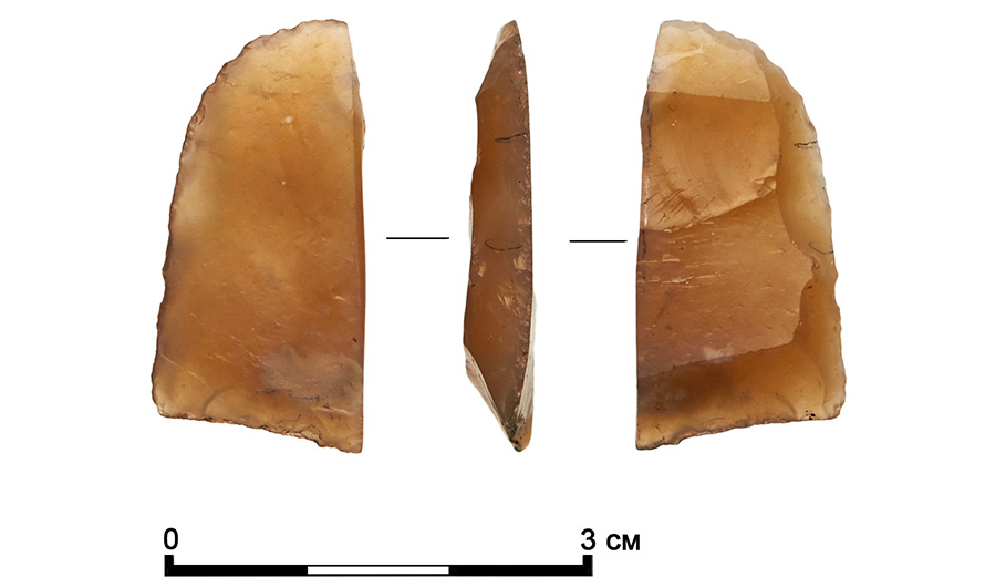 Fragment of a flint scraper. / Mos.ru