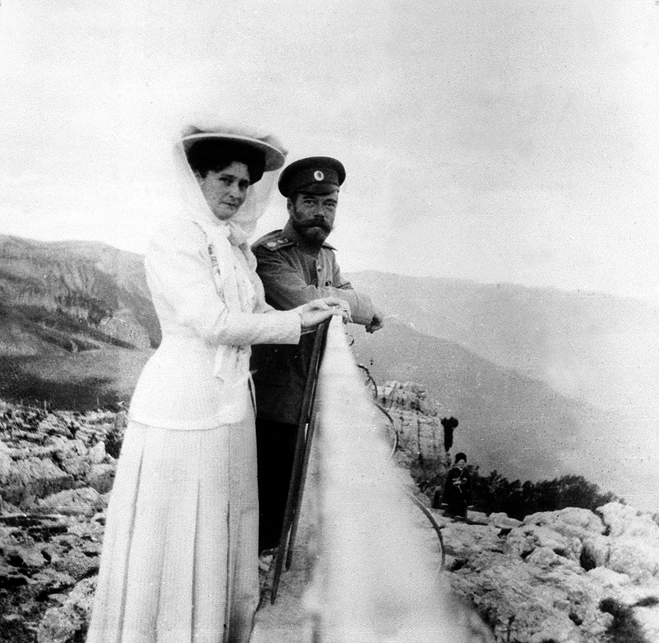 Crimea, Russian Empire. Nicholas II of Russia with his wife Alexandra Fyodorovna. / TASS 