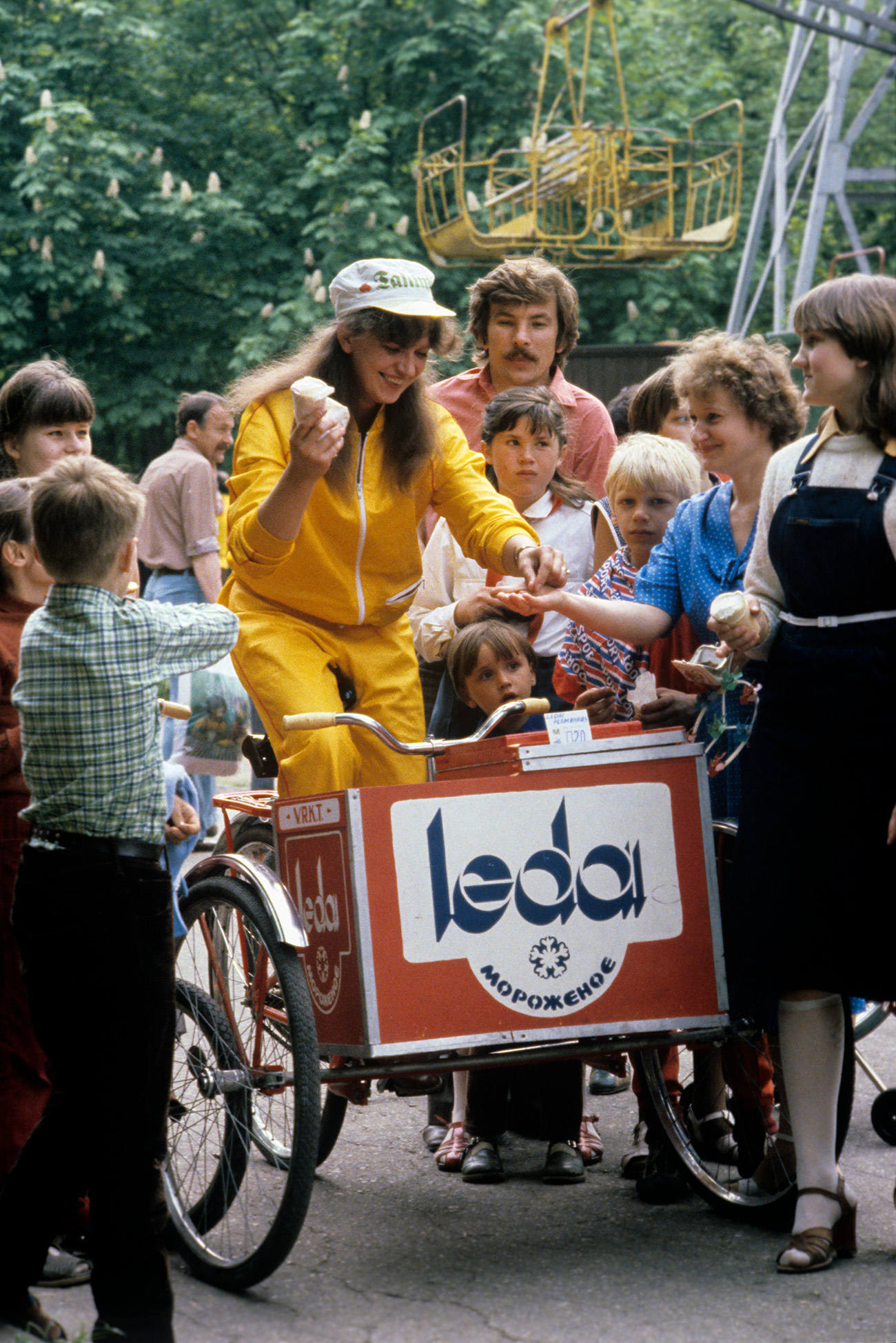 Dia dos ciclistas em Siauliai, Lituânia soviética, em 1983./ Foto: Aleksandr Zemlianichenko/RIA Nôvosti