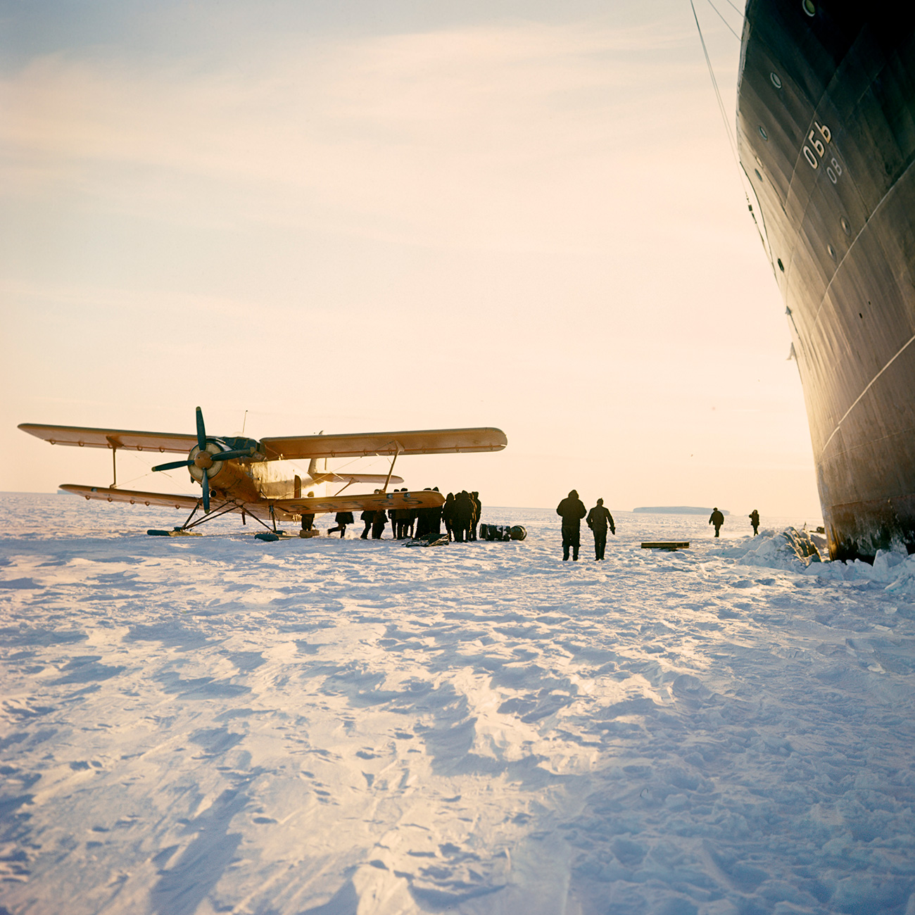 Zrakoplov An-6 na jednoj od polarnih stanica na Antarktici 1967. / Izvor: G. Koposov / RIA Novosti