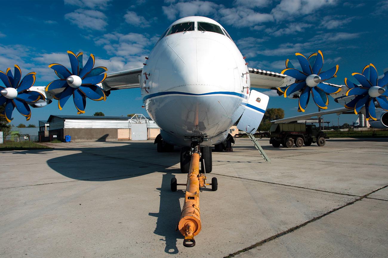 An-70、 航空宇宙サロン「アヴィアスヴィットXXI」にて＝マリーナ・リシツェワ／タス通信