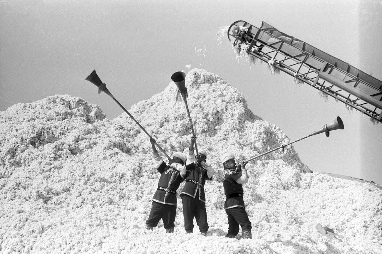 Usbekistan, Oktober 1982 / Rustam Shagayev, Sh.Sharapov/TASS