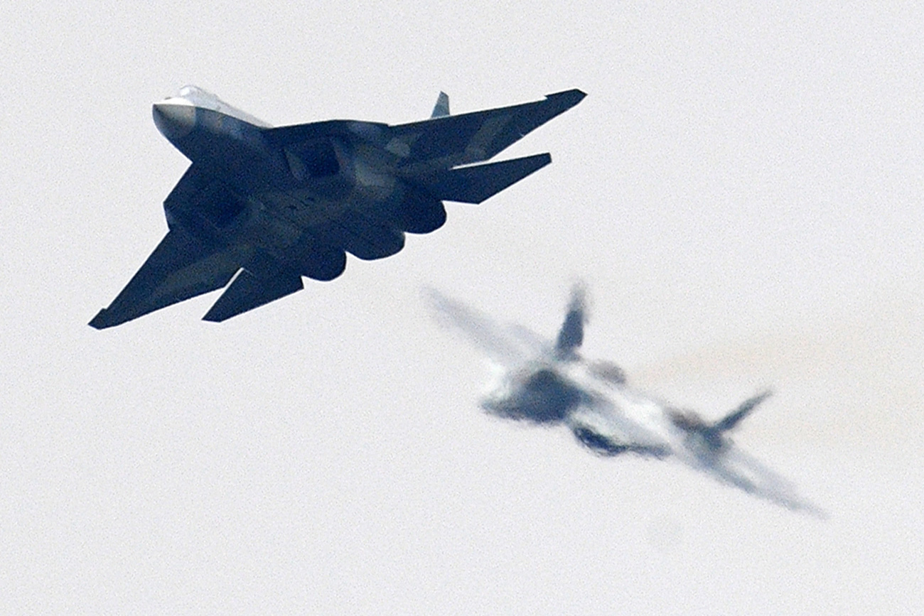 Un caza T-50 (PAK FA) de quinta generación en el Salón Aeroespacial MAKS-2017 celebrado en Zhukovski, en la región de Moscú. Fuente: Evguény Biyátov/RIA Novosti