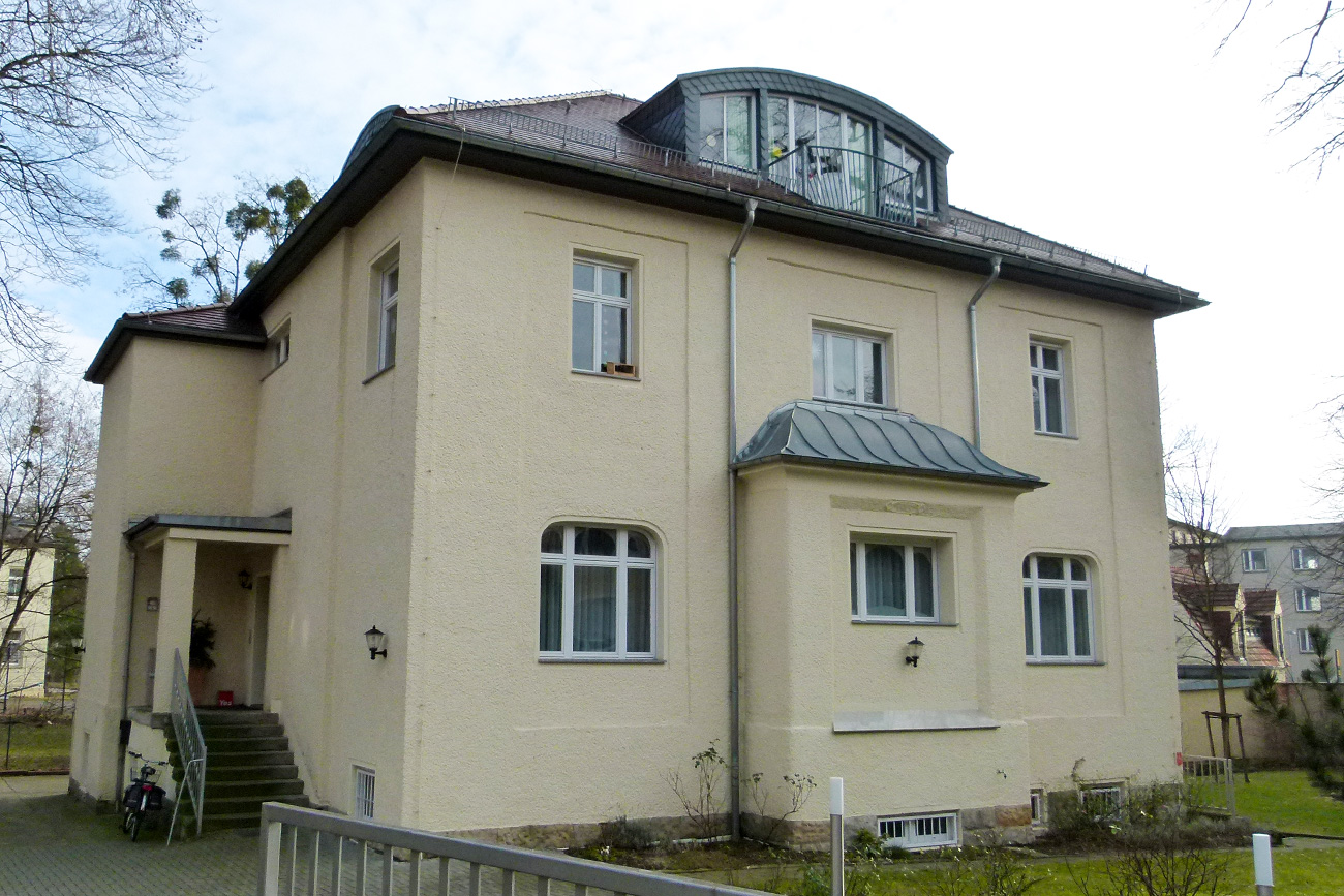 Angelikastraße 4, onde ficava a antiga sede da KGB em Dresden (Foto: Brücke-Osteuropa)