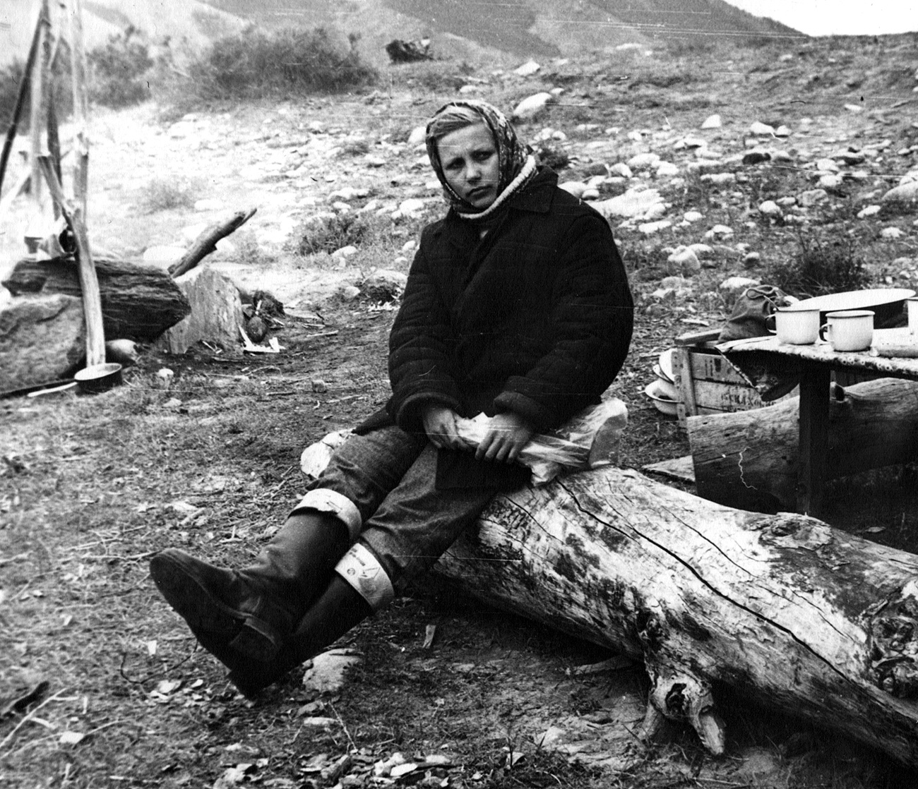 Dining table in Tuva, 1982 / Personal archive of Dr. Vladimir Vladimirov