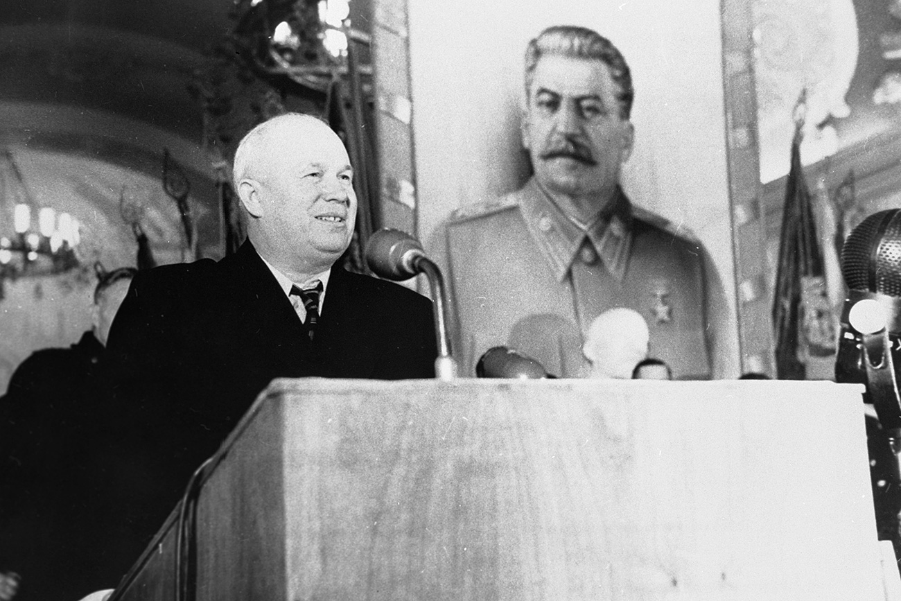 Nikita Khrushchev addressing a rally. / RIA Novosti