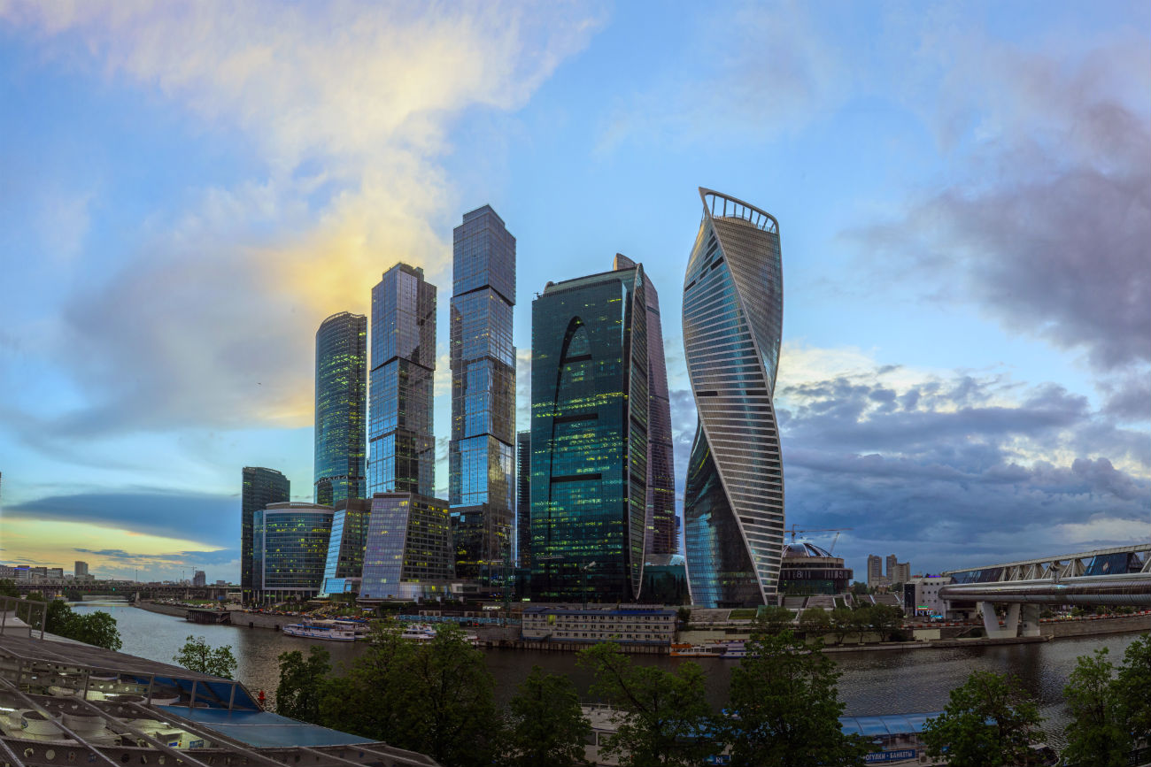 The Moscow International Business Center view from Taras Shevchenko Embankment / Vladimir Sergeev/RIA Novosti