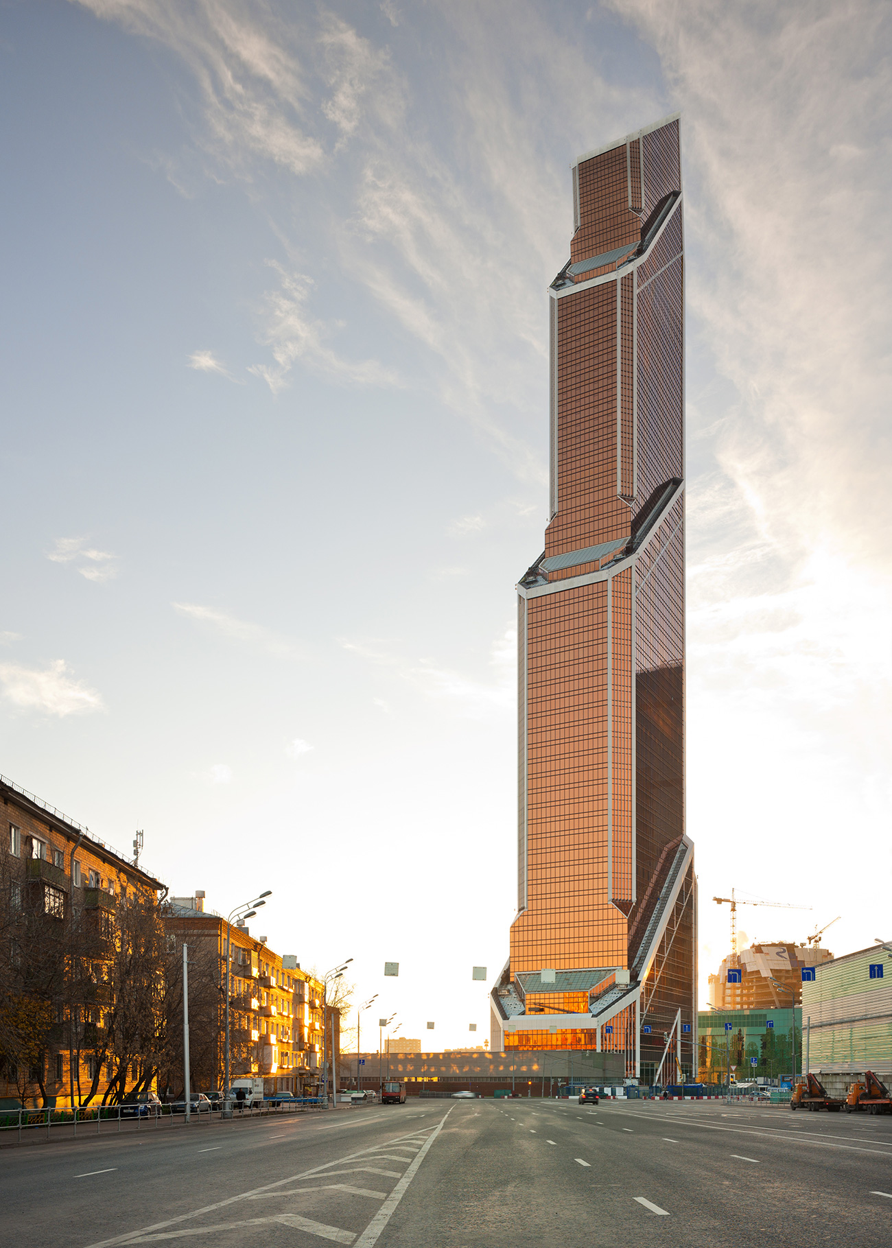 Menara Mercury City. Sumber: Getty Images