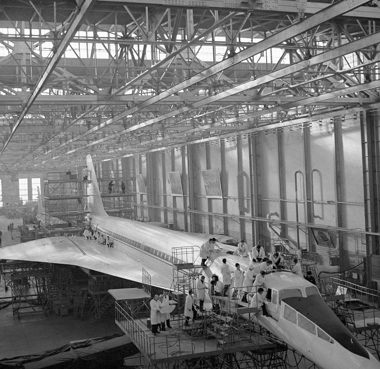 Experts of Voronezh aircraft factory assemble Tupolev Tu-144 Charger supersonic transport. Source: Yuriy Ivanov/RIA Novosti