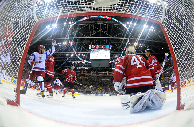 Russia's Ilya Kovalchuk scores a winning goal against Canada during their quarter-final match at the Ice Hockey World Championships in Bratislava May 12, 2011. REUTERS/Matthew Manor