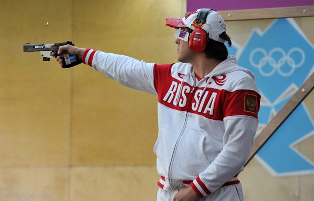 Russian shooter Alexey Klimov takes part in men's rapid fire pistol competition at the XXX Olympic Games in London. Source: RIA Novosti / Vladimir Pesnya