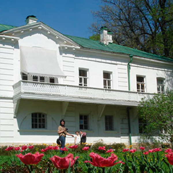 Leo Tolstoy's estate & roadtrip to Ukraine Russia Beyond