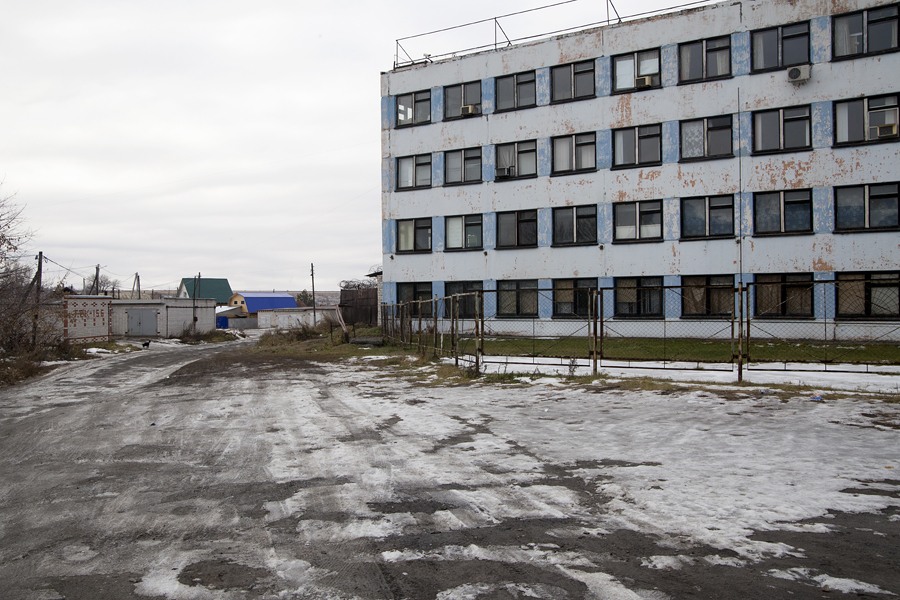 Inizialmente, in onore di Stalin, l’impianto si chiamava Fabbrica Joseph Stalin; successivamente Fabbrica automobilistica di Shadrinsk Joseph Stalin