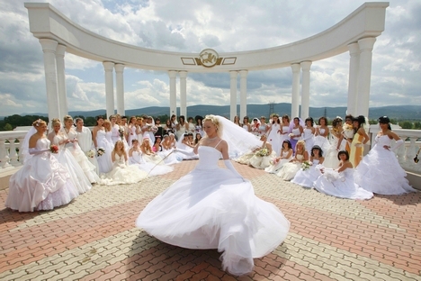 
Weddings à la Russe: Following old traditions
 