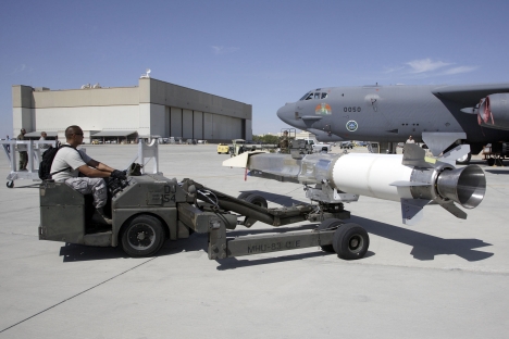 The X-51A WaveRider hypersonic flight test vehicle being loaded to an Air Force Flight Test Center B-52 Stratofortress at Edwards Air Force Base, California for fit testing. Source: AFP / East-News