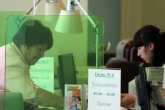 Despite risks, Russians keep borrowing from banks