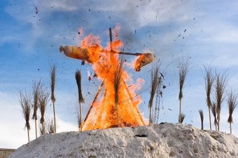 Maslenitsa: Russians start celebrating pagan spring 