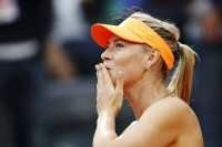Sharapova challenges Williams at Roland Garros
