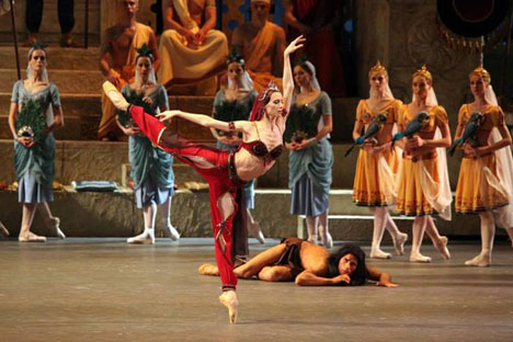 Bolshoi Ballet brings the classics to London - Russia Beyond