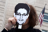 Snowden waiting for public excitement to die down