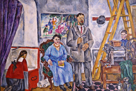 Petr Konchalovsky’s Family Portrait in the Artist’s Studio